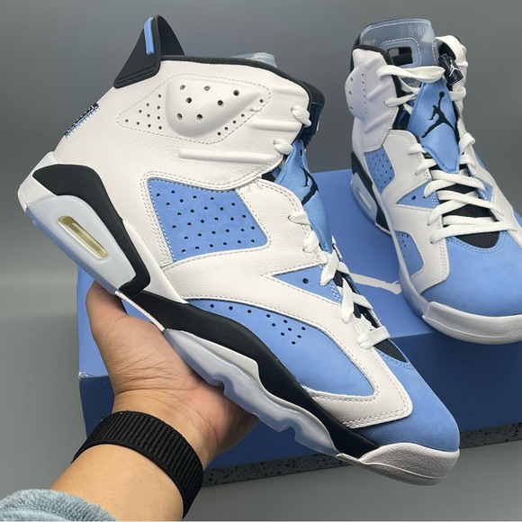 Nike Air Jordan 6 Retro UNC University Blue White Size 12 NEW - Picture 3 of 10